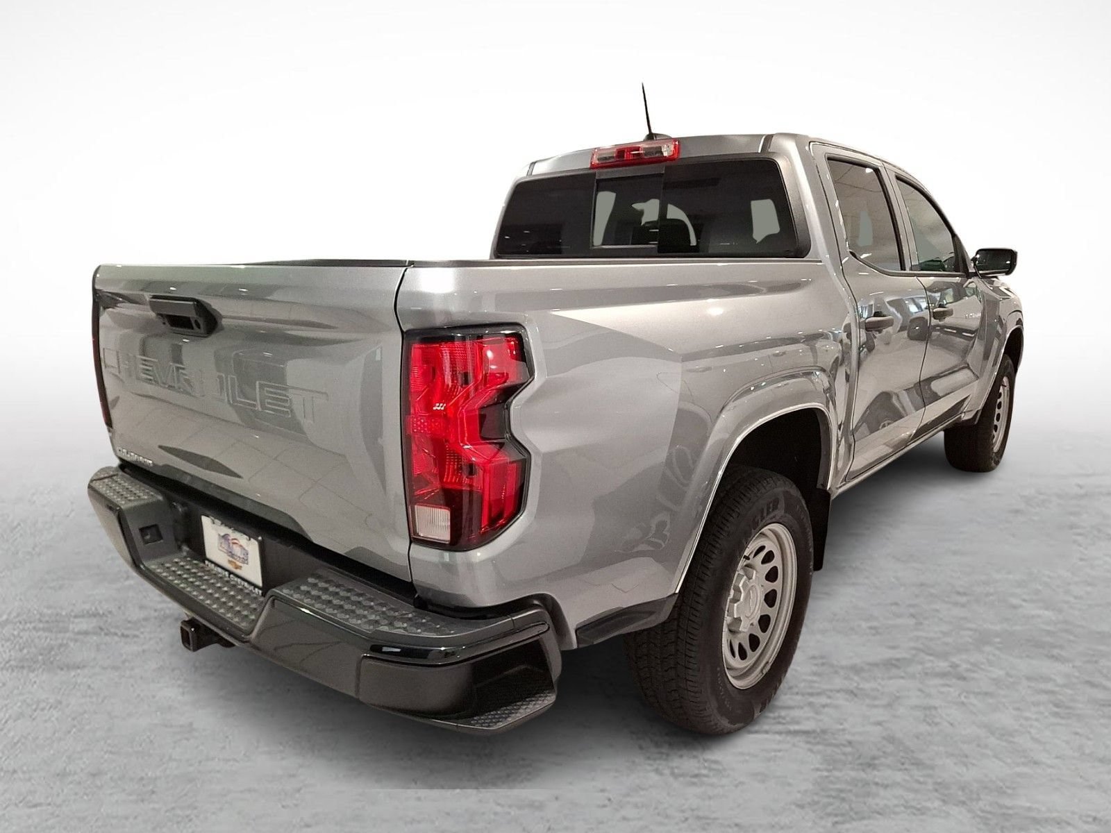 Used 2024 Chevrolet Colorado W/T w/ WT Convenience Package II RWD image 6