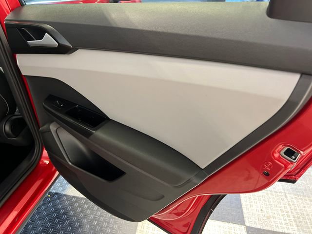 Certified 2023 Volkswagen Taos SE w/ Panoramic Sunroof Package FWD image 13