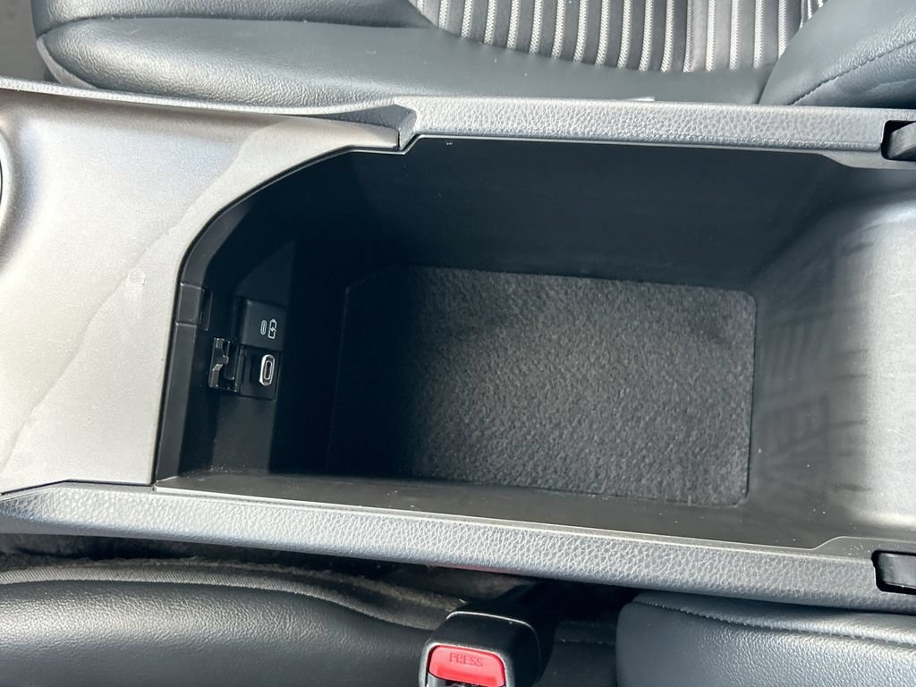 Used 2023 Toyota Camry SE FWD image 14