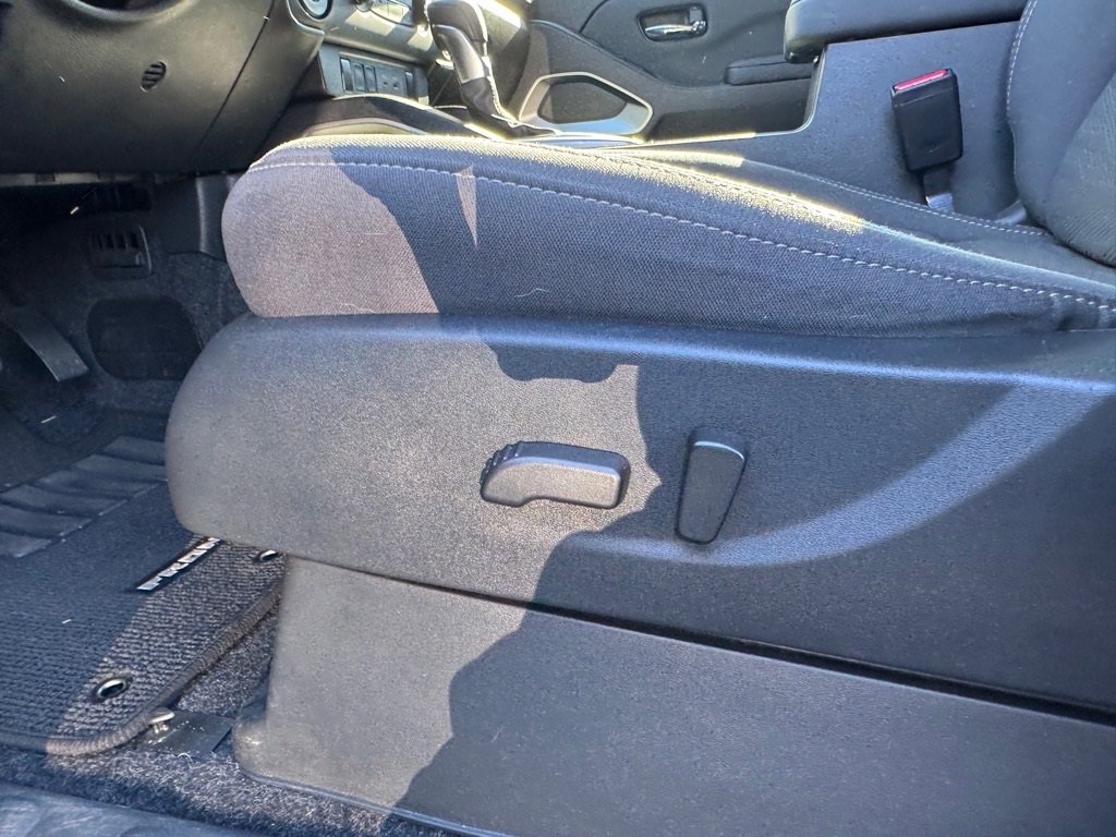 Certified 2024 Nissan Frontier SV image 14