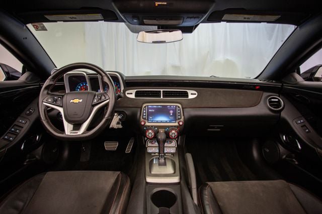 Used 2014 Chevrolet Camaro ZL1 RWD image 12