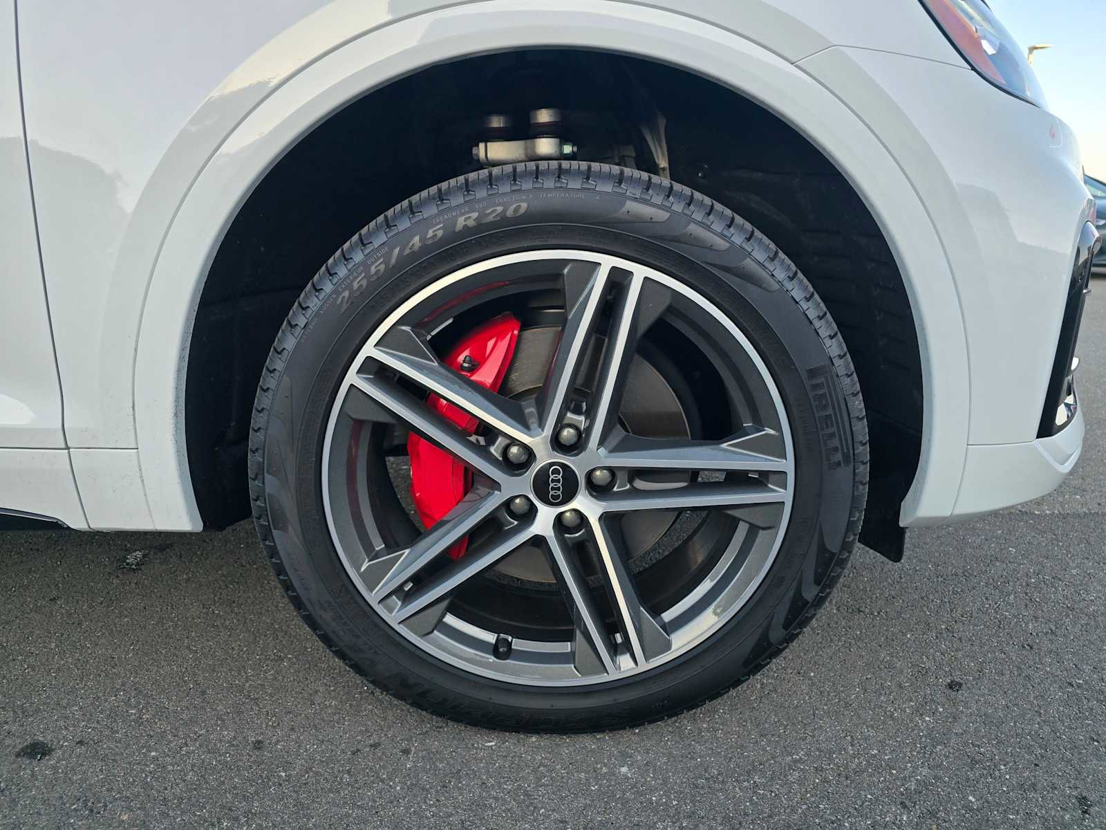 Certified 2025 Audi Q5 e Premium Plus w/ Premium Plus Package image 9