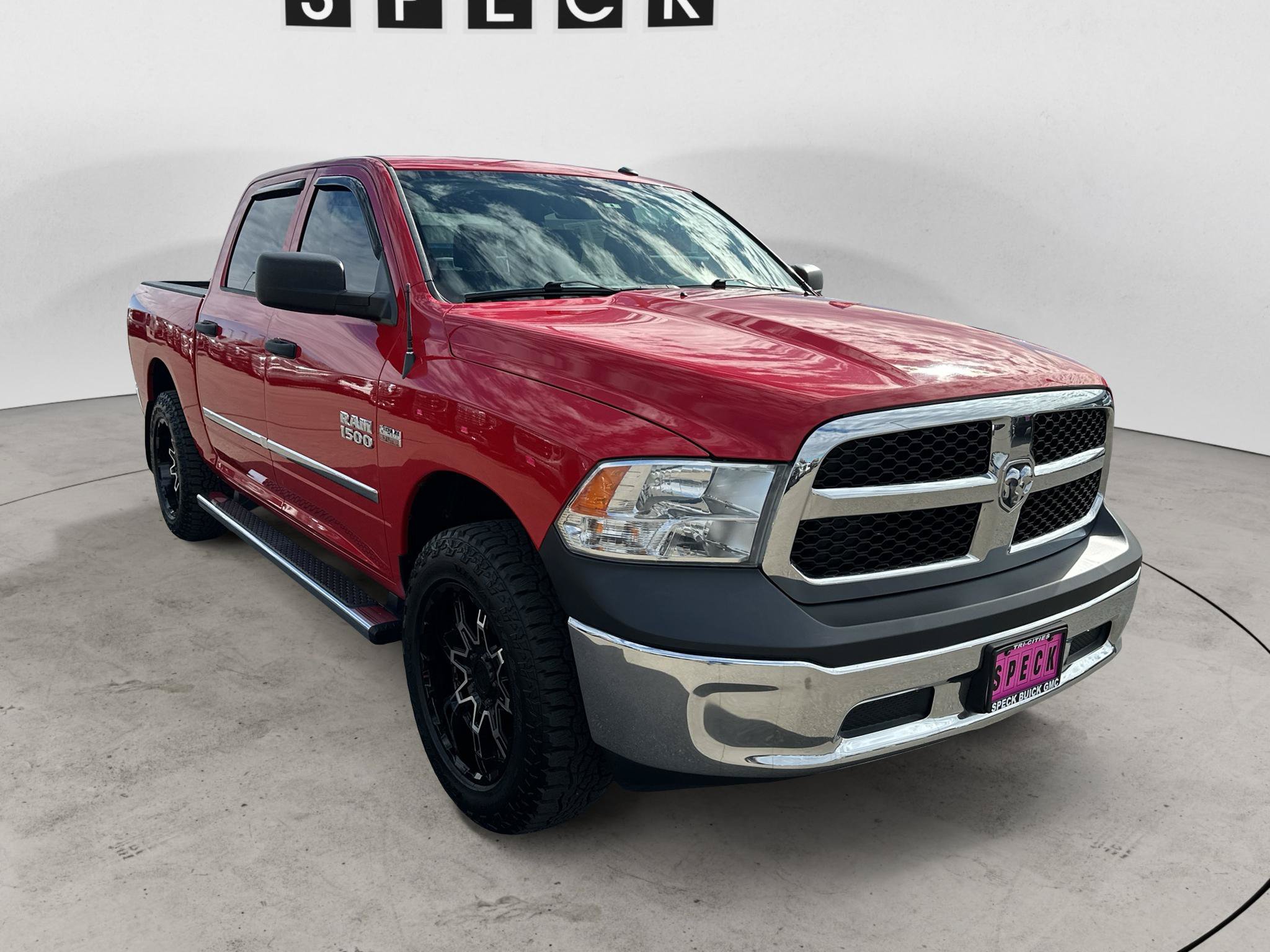 Used 2017 RAM 1500 ST w/ SXT Appearance Group AWD/4WD image 8
