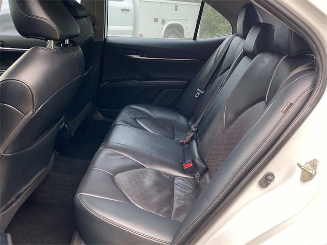 Used 2020 Toyota Camry XSE image 9