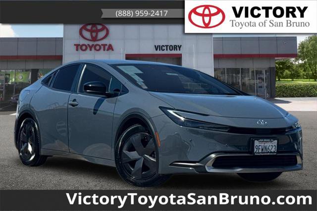 Certified 2023 Toyota Prius Prime SE image 1