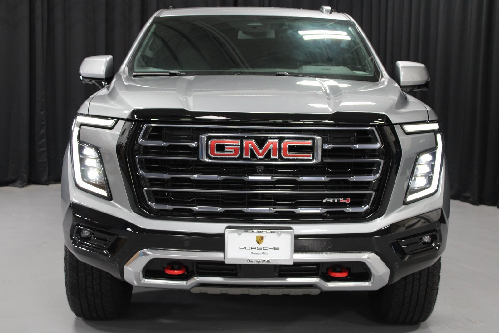 Used 2025 GMC Yukon XL AT4 w/ Premium Trailering Package image 10