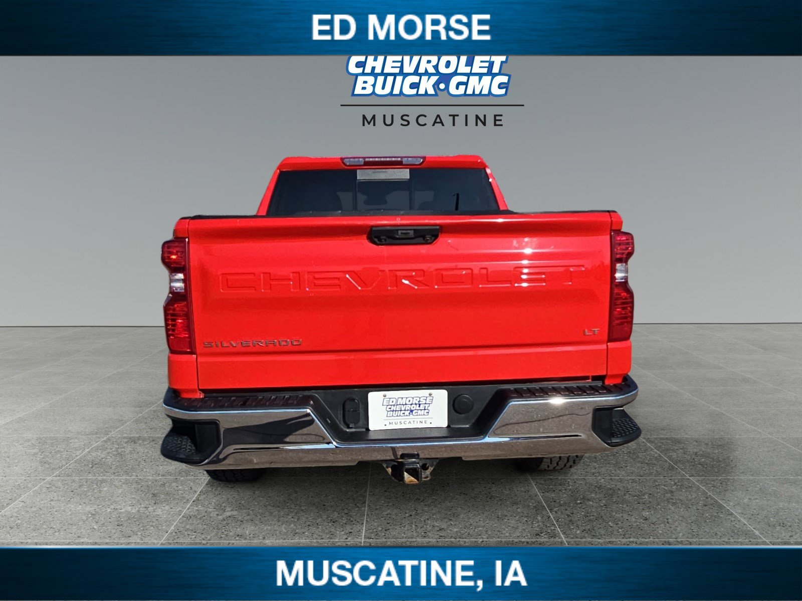 Used 2024 Chevrolet Silverado 1500 LT w/ Leather Package image 4