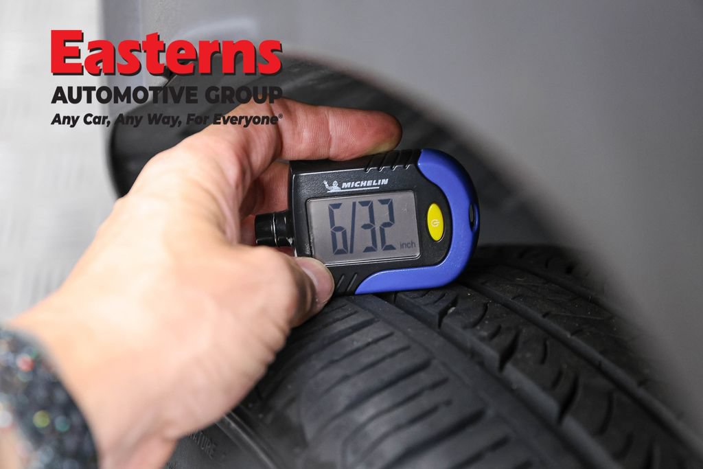 Used 2024 Hyundai Kona SEL FWD image 29