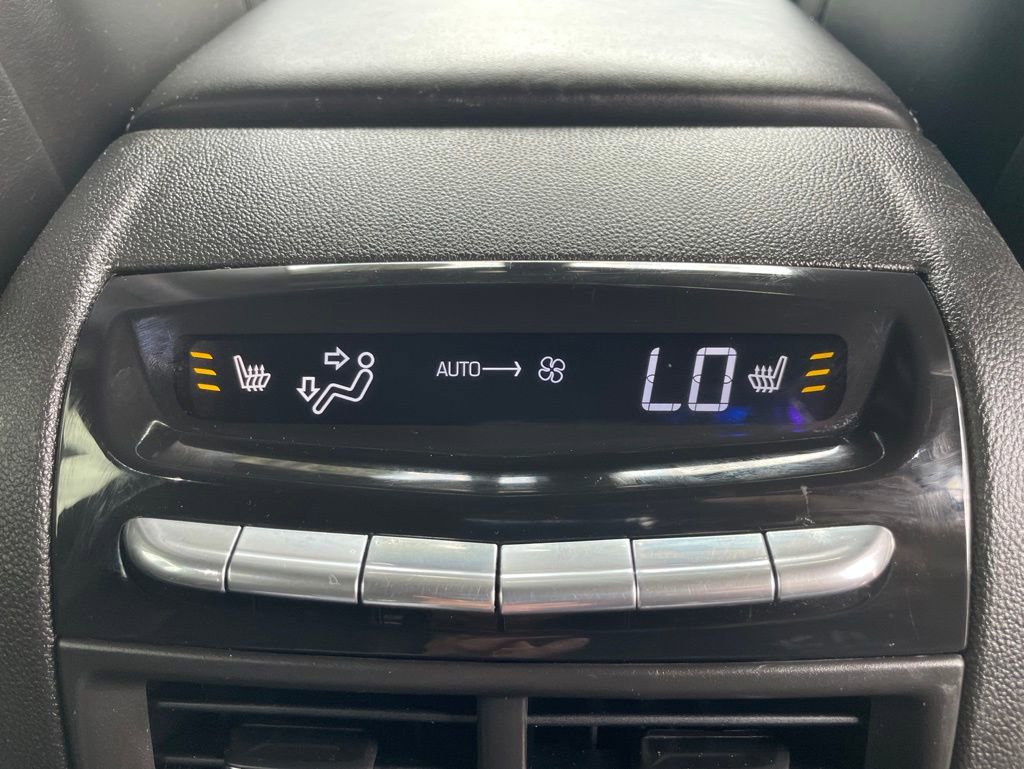Used 2017 Cadillac XT5 Platinum AWD/4WD image 31