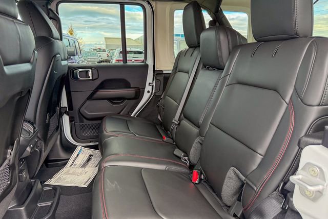 New 2026 Jeep Wrangler Unlimited Rubicon w/ Technology Group image 25