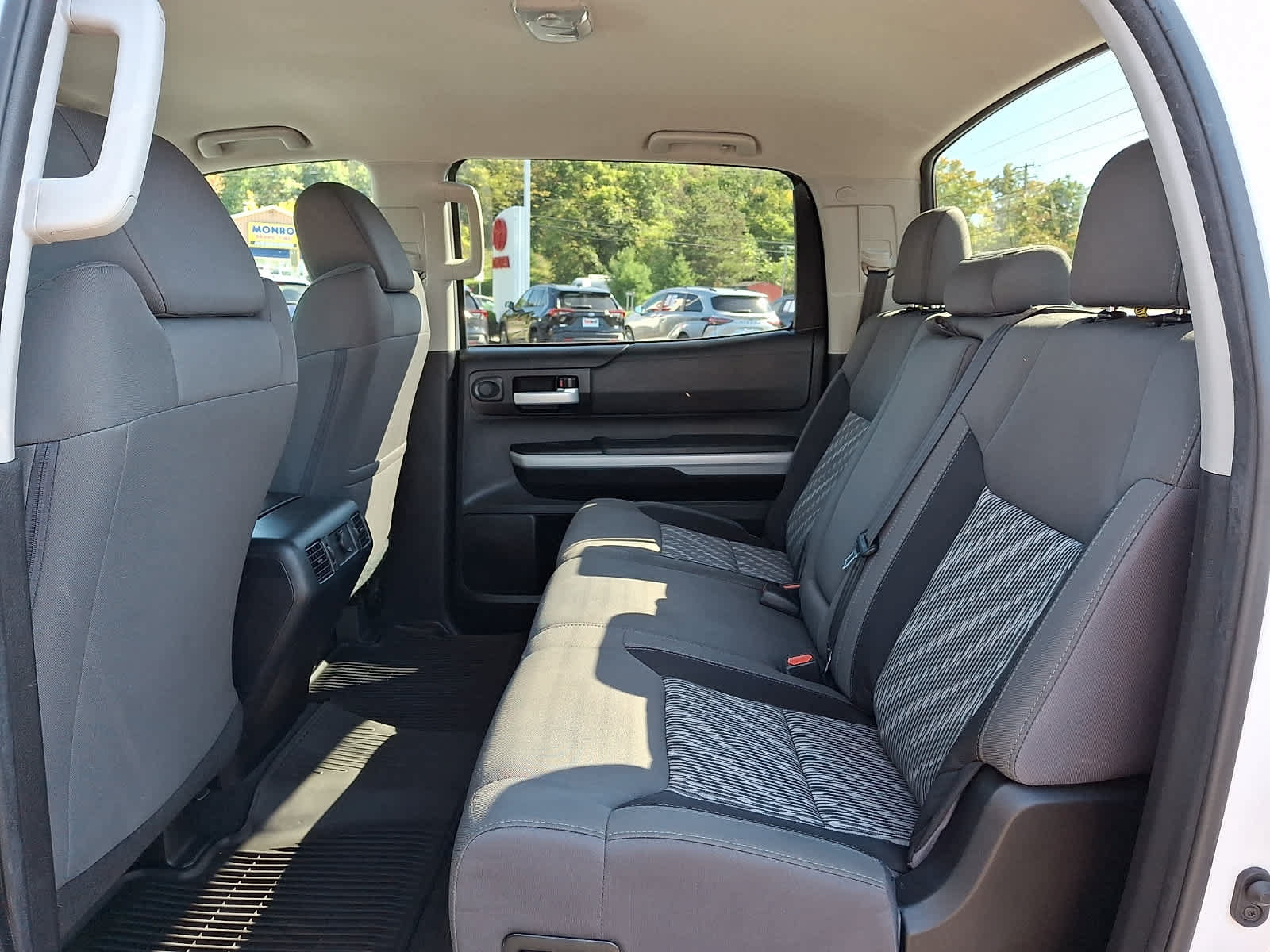 Certified 2020 Toyota Tundra SR5 w/ TRD Off-Road Package AWD/4WD image 11