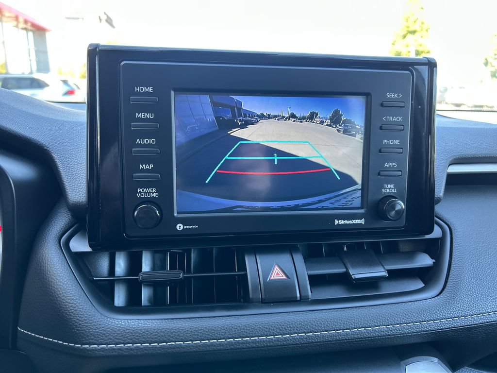 Certified 2022 Toyota RAV4 LE AWD/4WD image 24