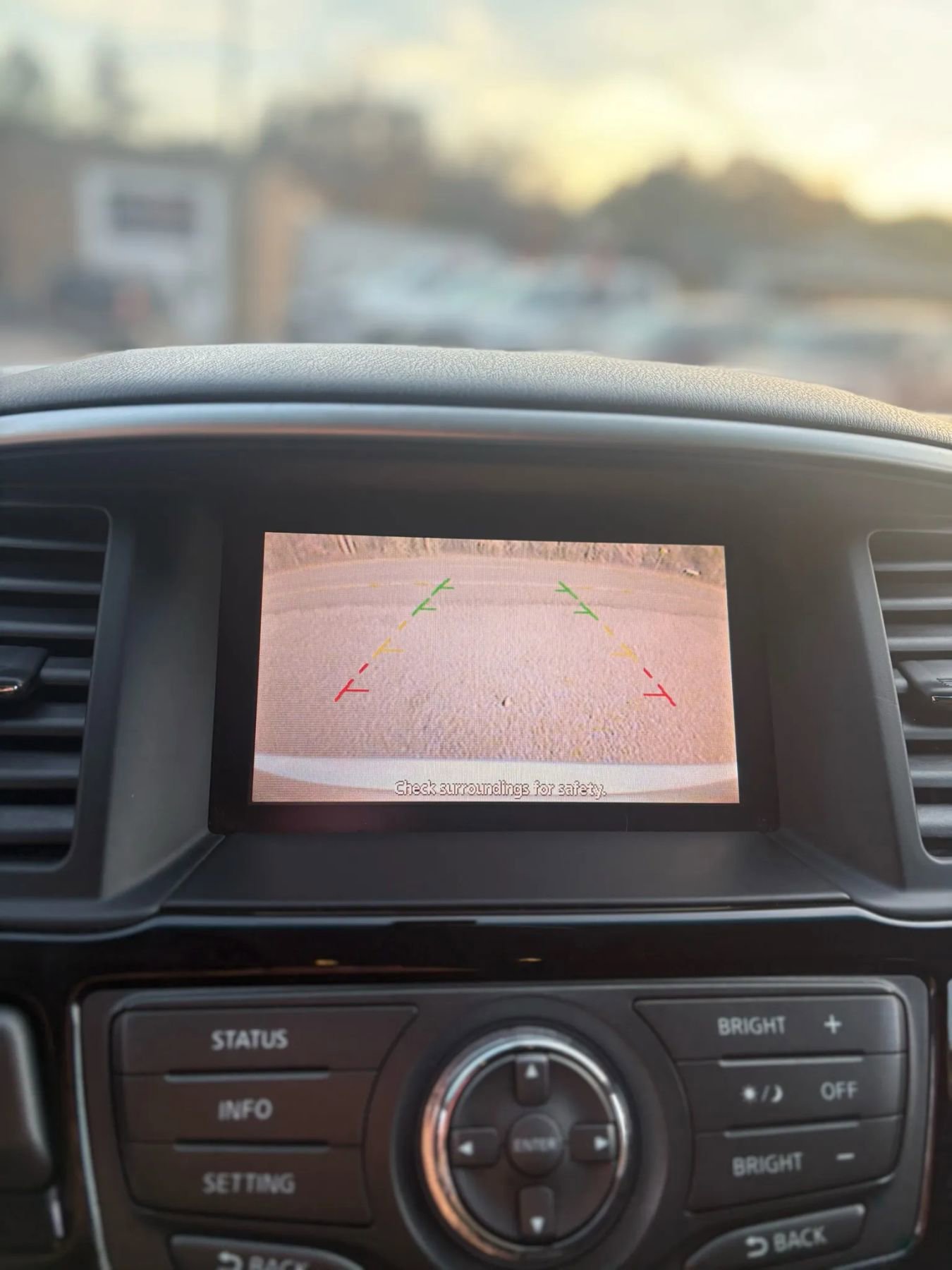 Used 2013 Nissan Pathfinder SV image 31