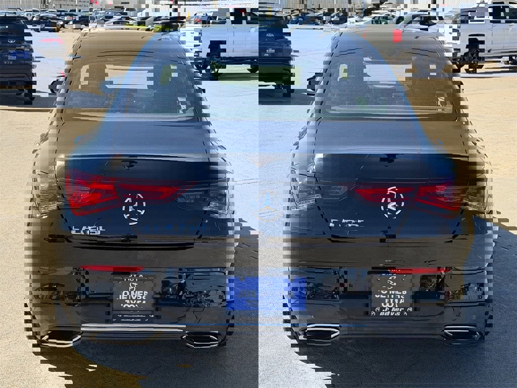 Used 2023 Mercedes-Benz CLA 250 image 8