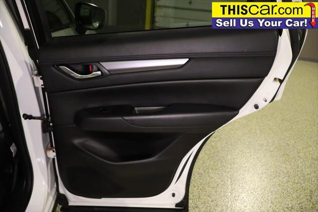 Used 2017 MAZDA CX-5 Touring image 28