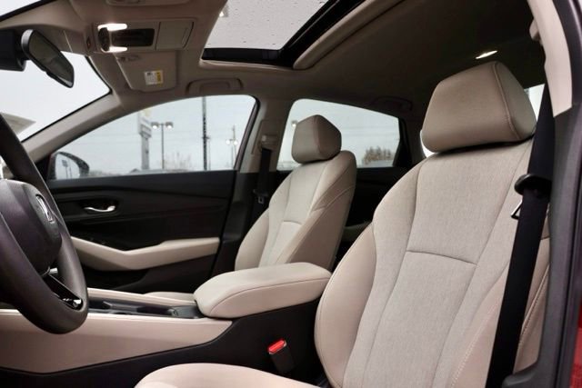 Used 2024 Honda Accord EX image 12