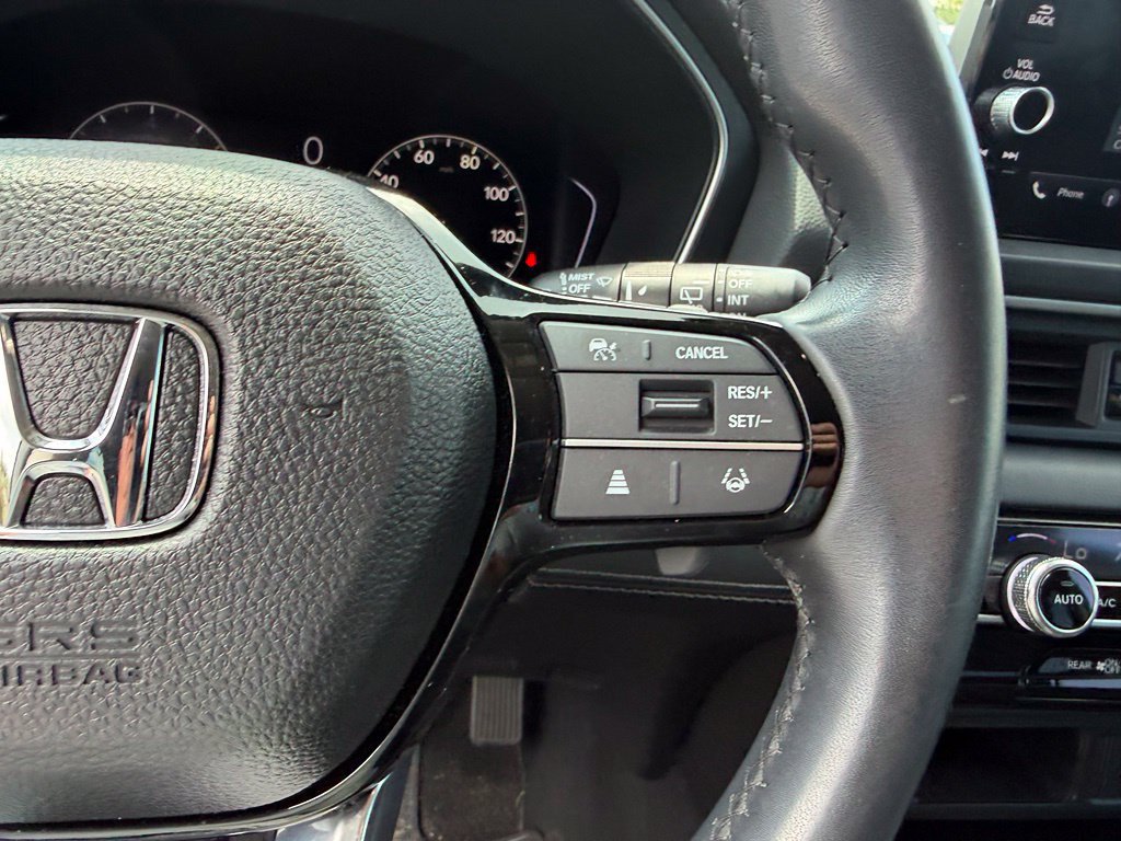 Used 2023 Honda Pilot EX-L image 25