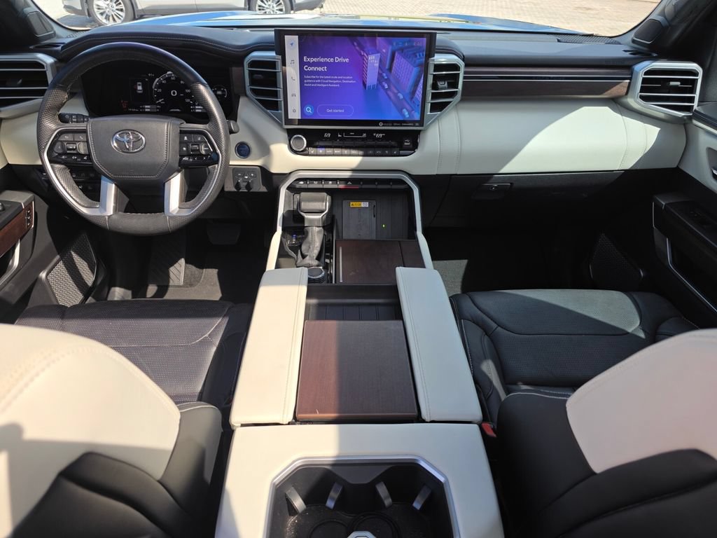 Used 2024 Toyota Sequoia Capstone AWD/4WD image 5