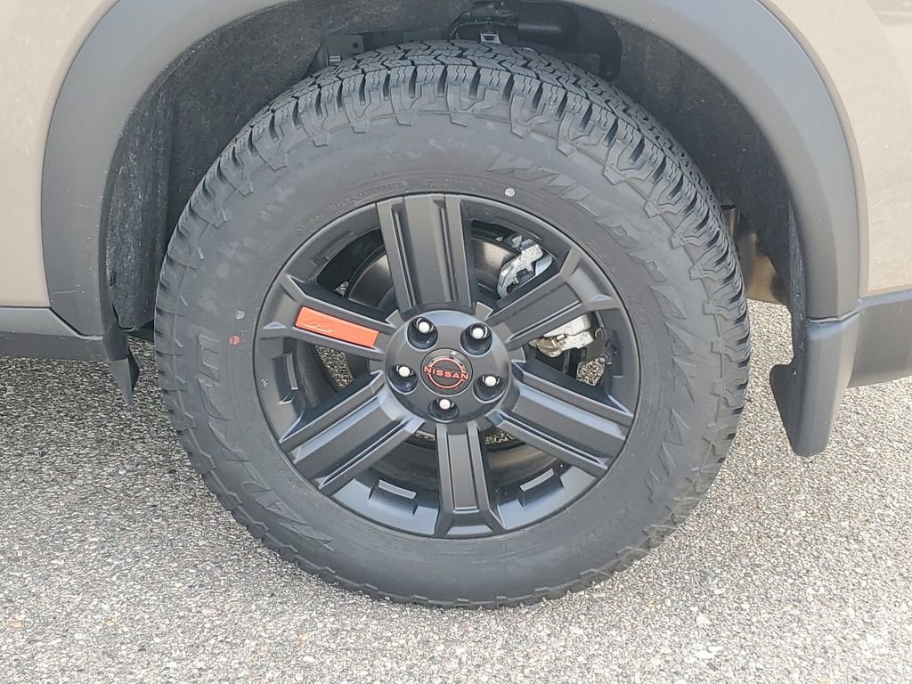 Used 2025 Nissan Rogue SV image 33