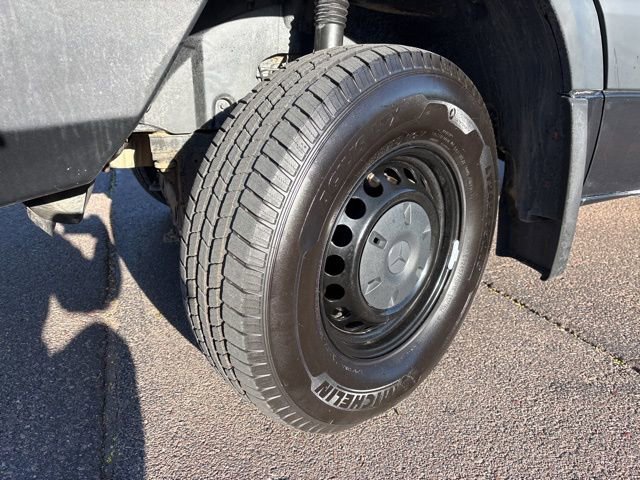 Used 2016 Mercedes-Benz Sprinter 2500 image 4