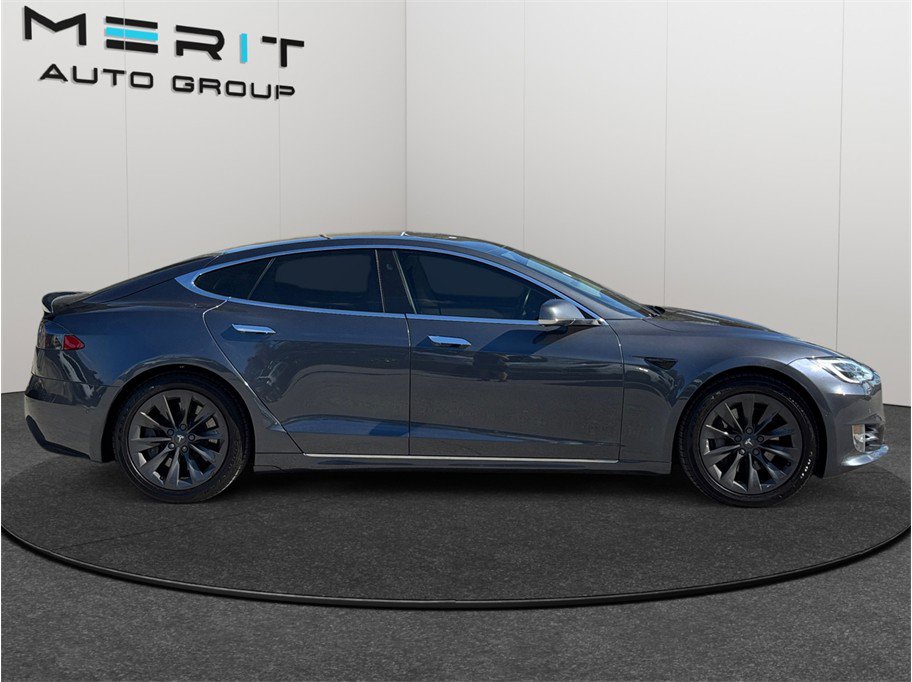 Used 2018 Tesla Model S 100D image 10