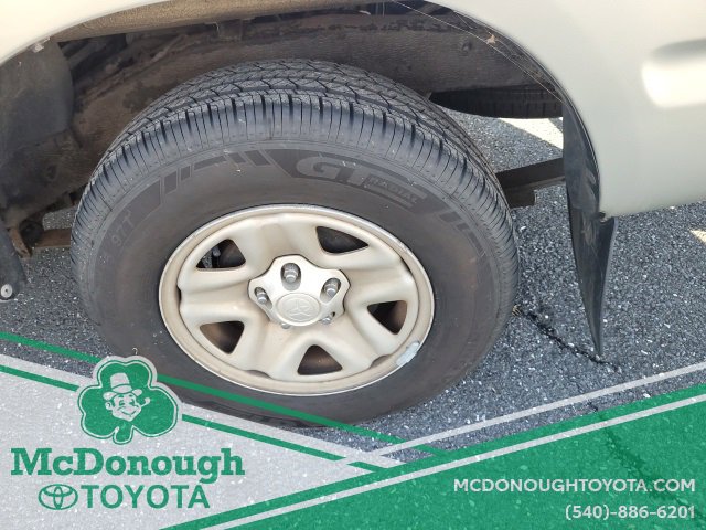 Used 2004 Toyota Tacoma 2WD Xtracab image 14