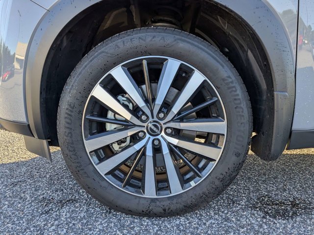 New 2025 Nissan Pathfinder Platinum w/ Cargo Package image 12