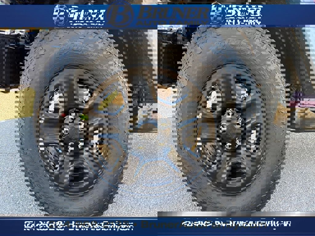 New 2026 Jeep Gladiator Sport image 9