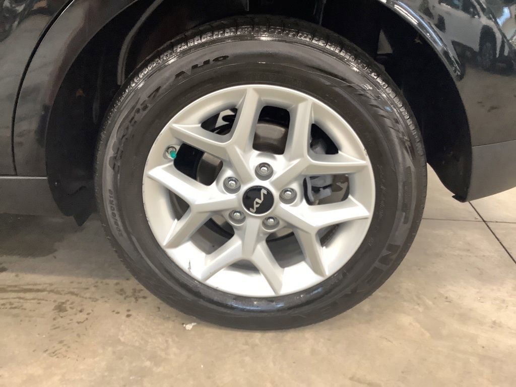 Certified 2023 Kia Soul S FWD image 19