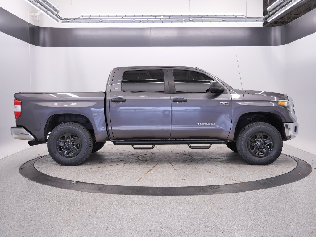 Used 2019 Toyota Tundra SR5 w/ SR5 Upgrade Package AWD/4WD image 6
