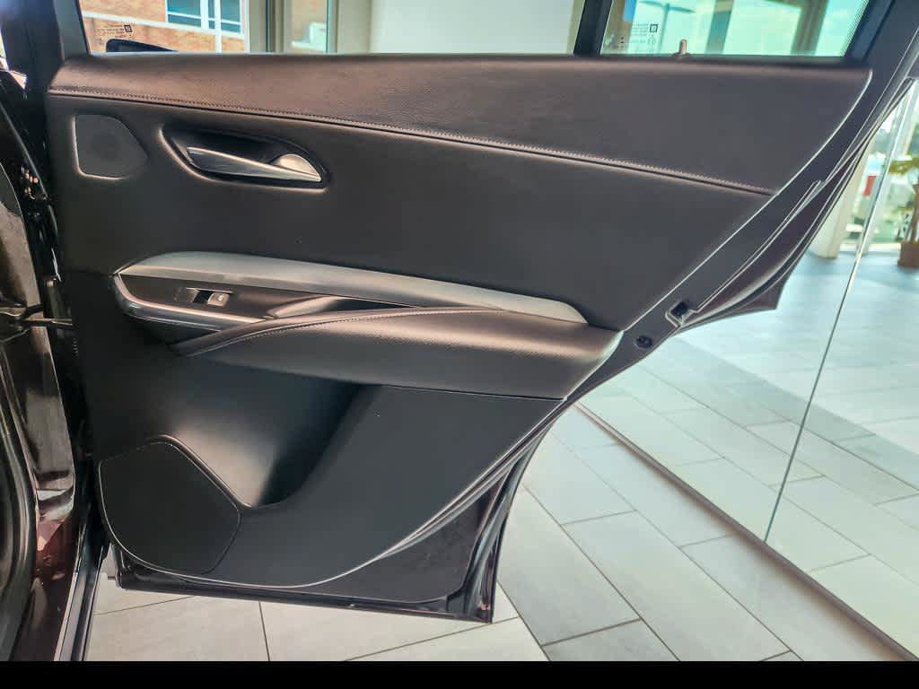 Used 2021 Cadillac XT4 Premium Luxury AWD/4WD image 25