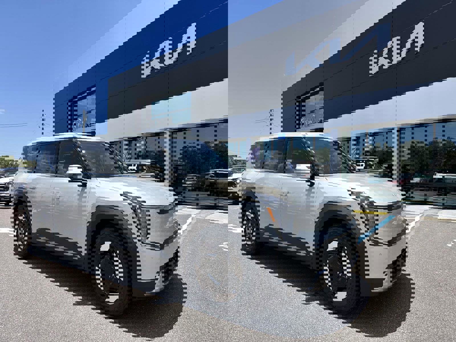 New 2026 Kia EV9 Light image 1
