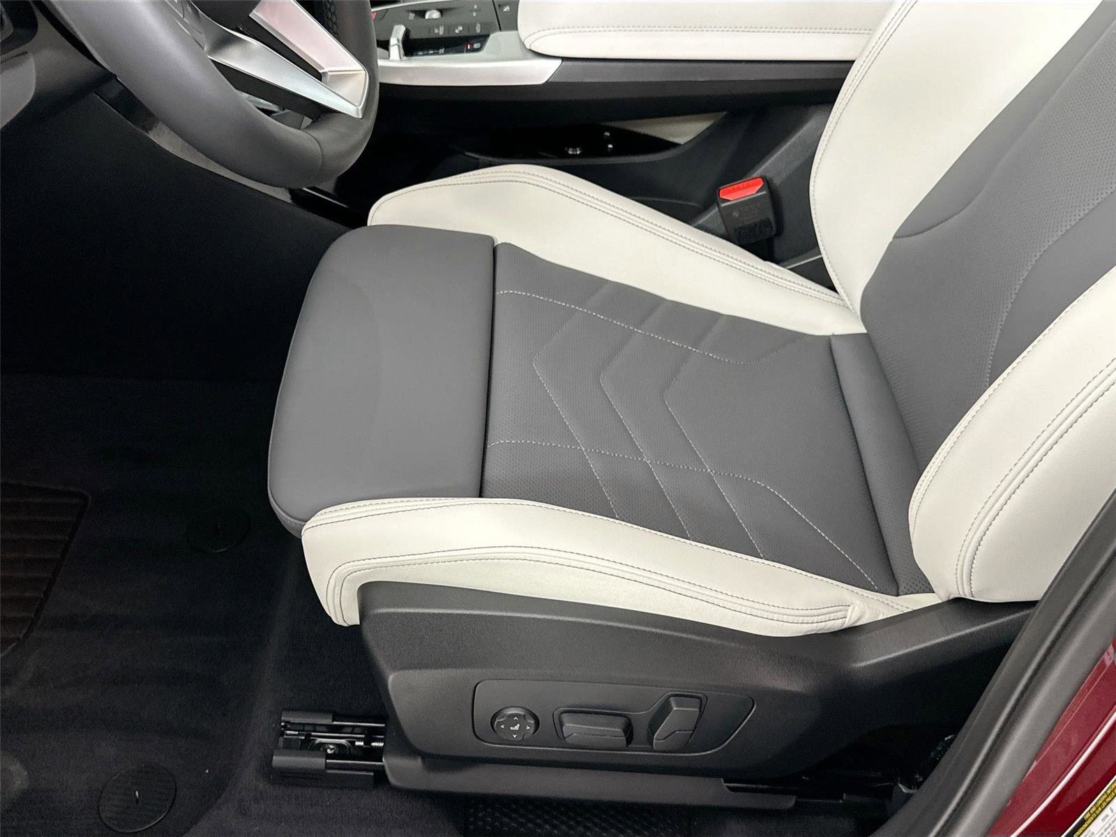 New 2026 BMW X1 xDrive28i w/ Convenience Package image 20