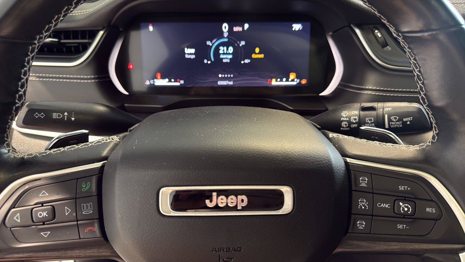 Used 2021 Jeep Grand Cherokee L Limited AWD/4WD image 30