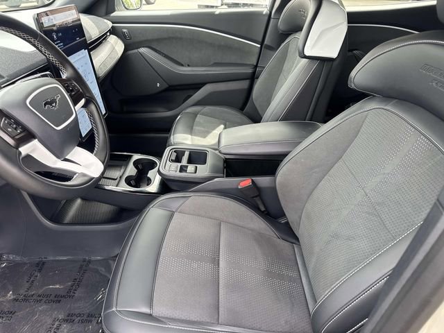 Certified 2025 Ford Mustang Mach-E GT image 32