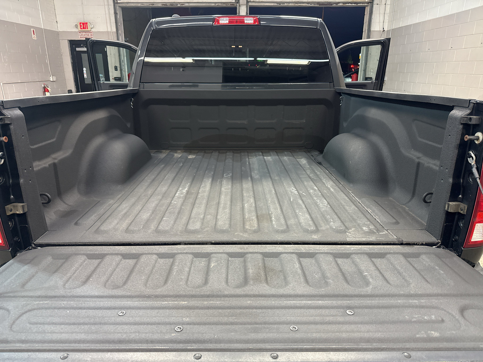 Used 2016 RAM 1500 Tradesman w/ Popular Equipment Group AWD/4WD image 25