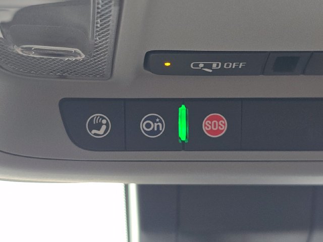 Used 2024 Chevrolet Equinox LT w/ LPO, Floor Liner Package FWD image 28