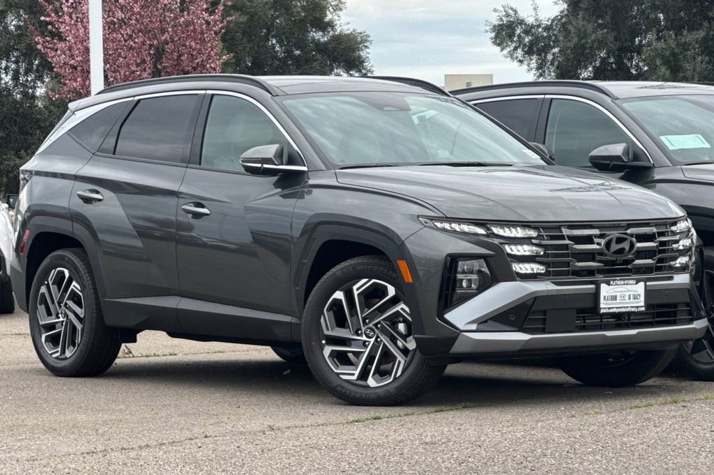 New 2026 Hyundai Tucson Limited AWD/4WD image 2