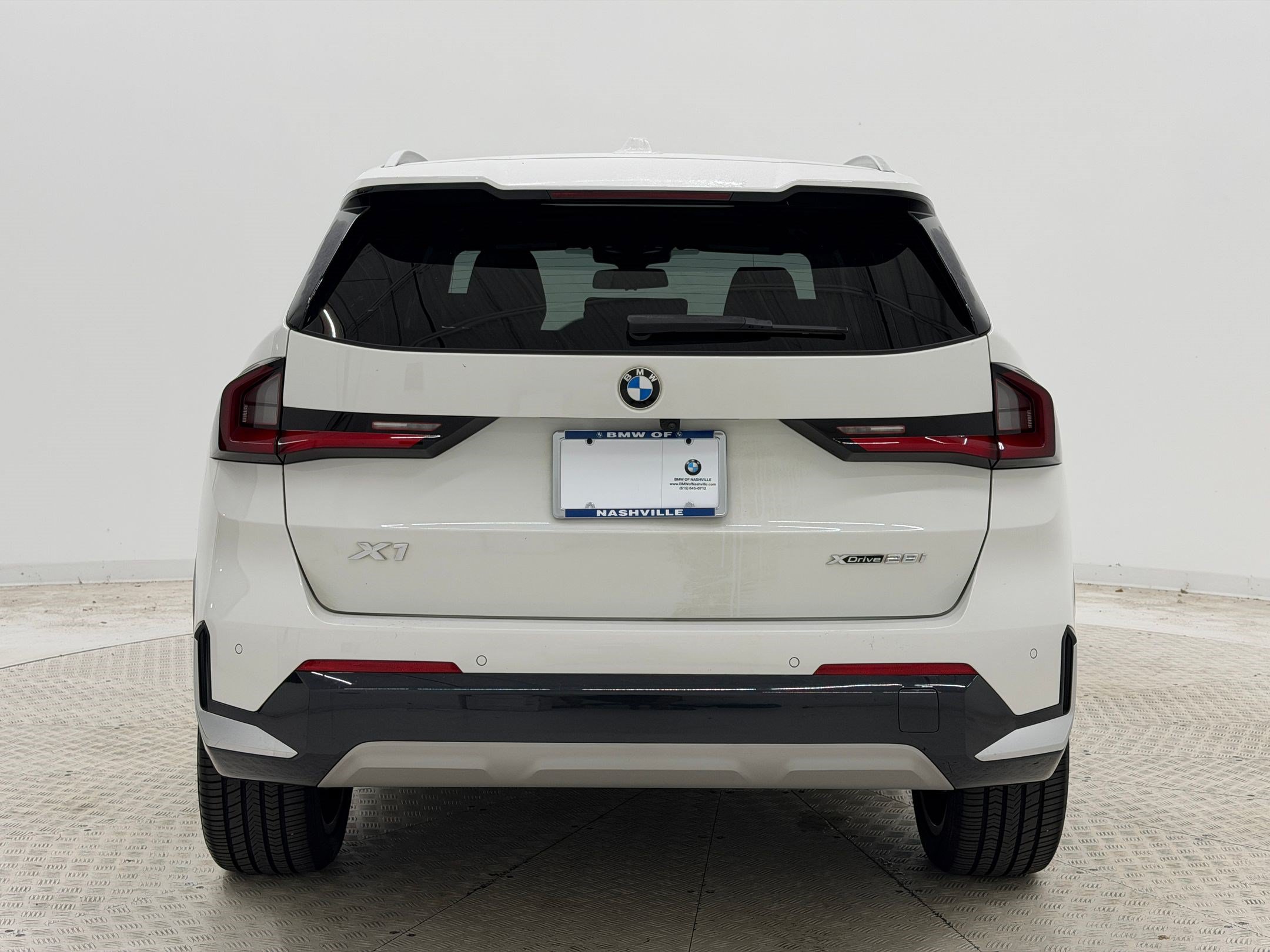Used 2025 BMW X1 xDrive28i w/ Convenience Package AWD/4WD image 10