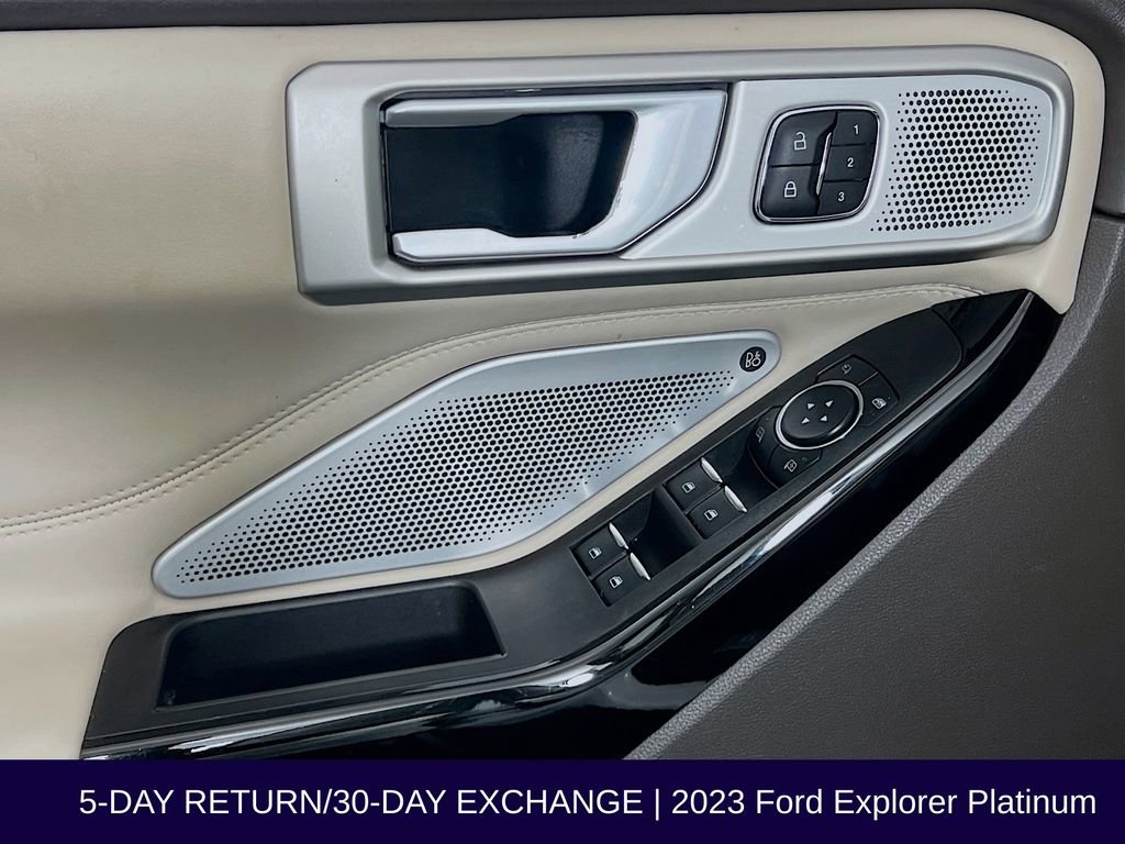 Used 2023 Ford Explorer Platinum w/ Technology Package AWD/4WD image 24
