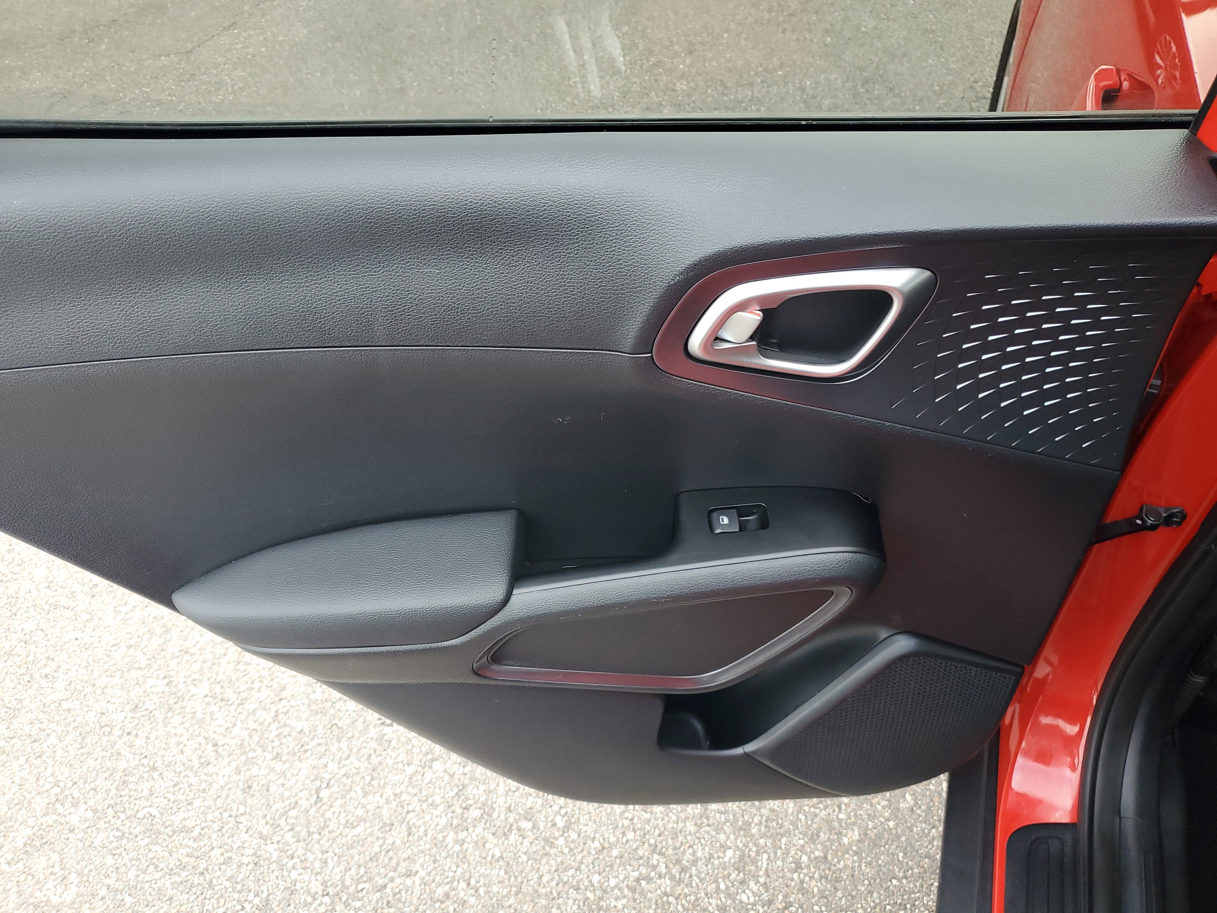 Certified 2021 Kia Soul S image 15