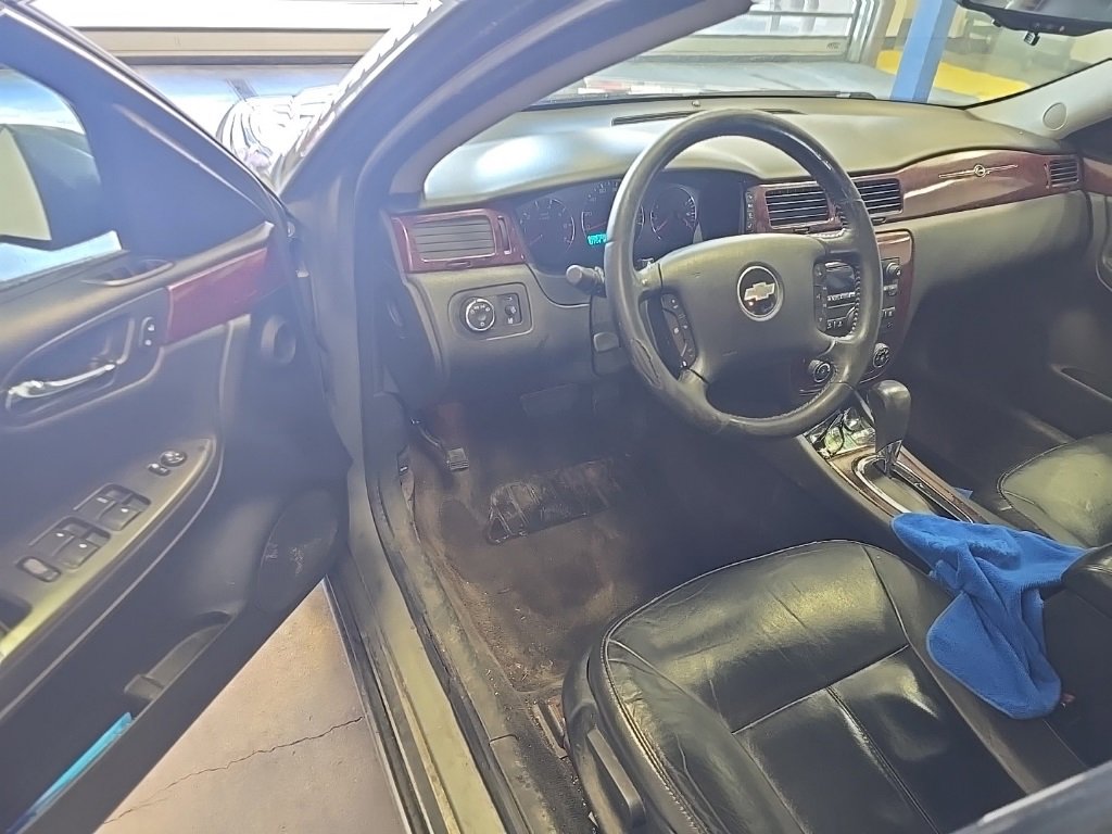 Used 2008 Chevrolet Impala LT w/ Luxury Edition Package image 7