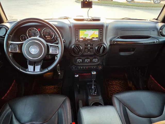 Used 2018 Jeep Wrangler Unlimited Rubicon AWD/4WD image 7
