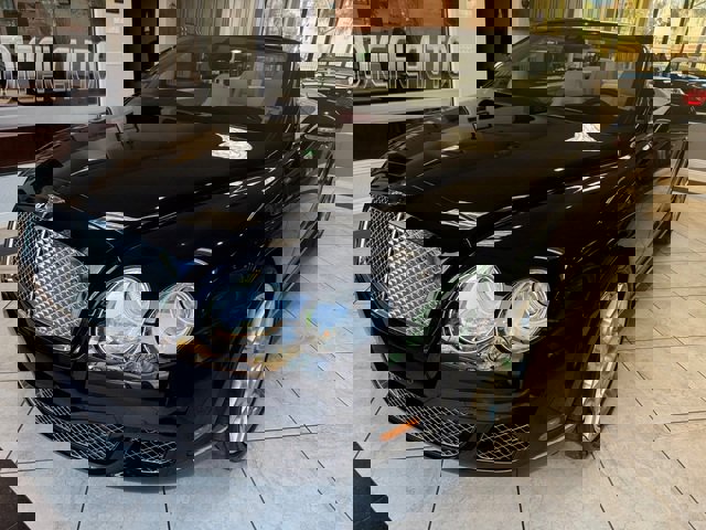 Used 2011 Bentley Continental GTC image 29