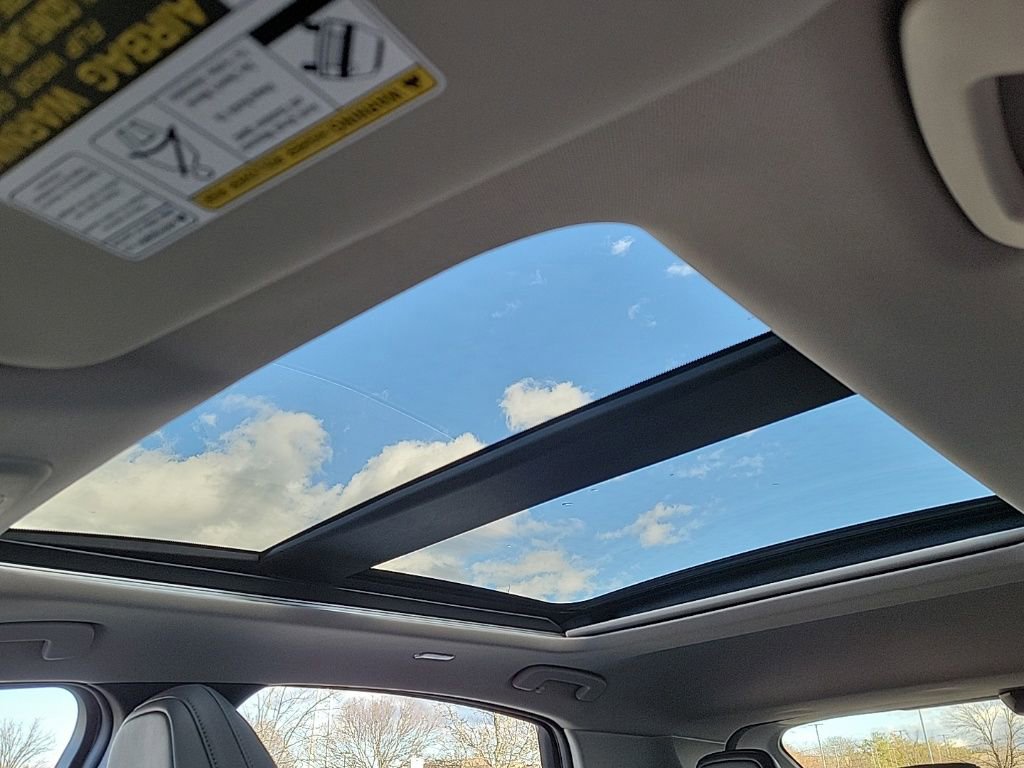 Used 2023 Nissan Ariya FWD image 38