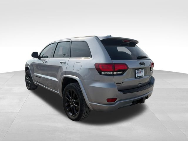 Used 2021 Jeep Grand Cherokee Laredo X AWD/4WD image 8