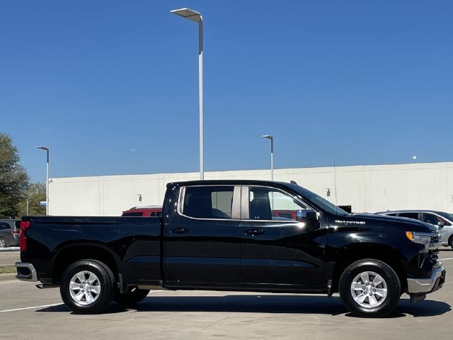 Used 2023 Chevrolet Silverado 1500 LT RWD image 3
