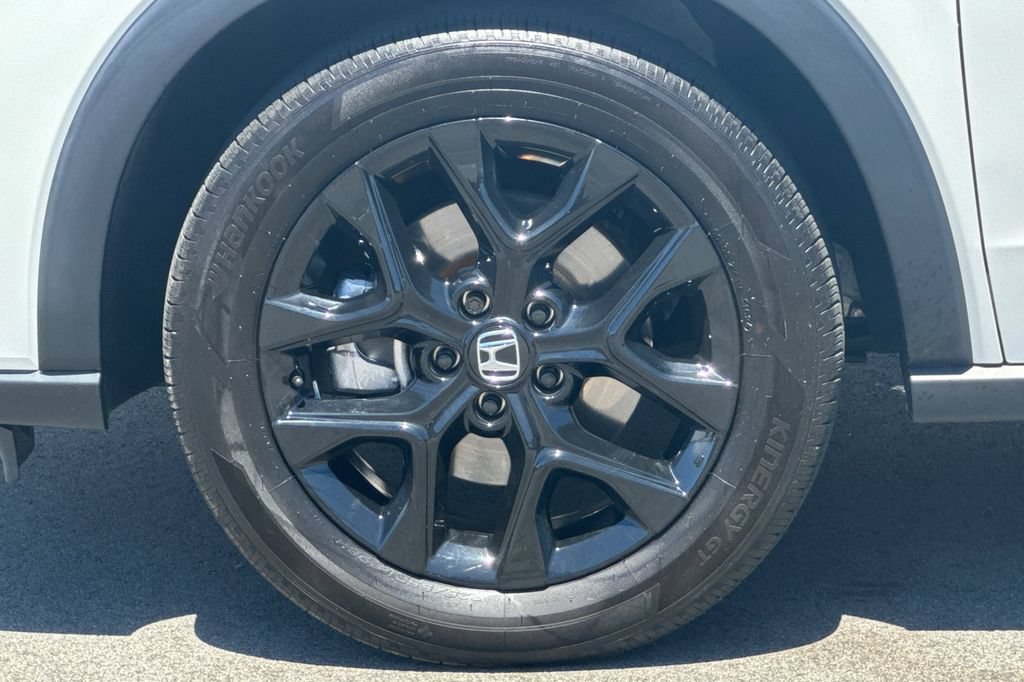 Certified 2025 Honda HR-V Sport image 34