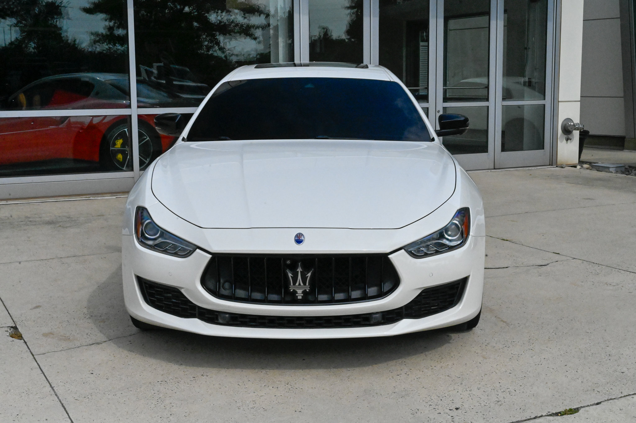Used 2020 Maserati Ghibli RWD image 2