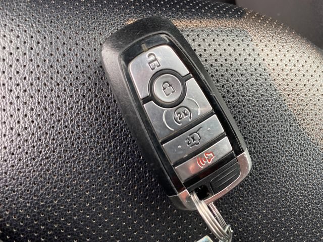 Used 2022 Ford Escape Titanium AWD/4WD image 24